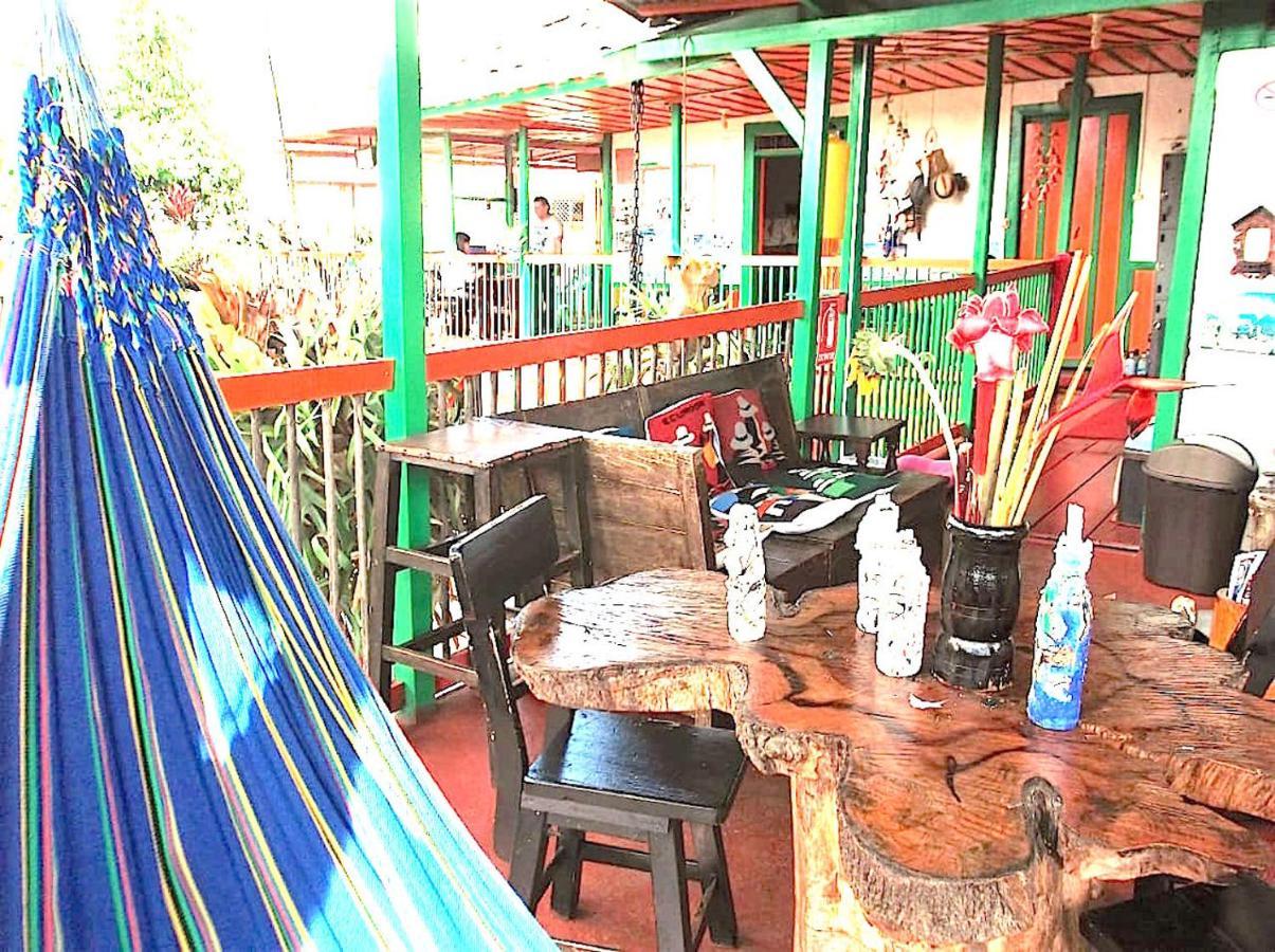 Hostal Estrella De Agua Salento Bagian luar foto