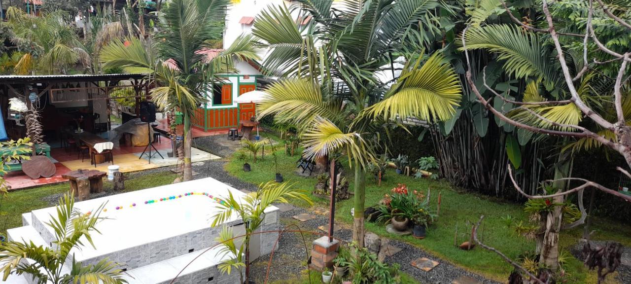 Hostal Estrella De Agua Salento Bagian luar foto