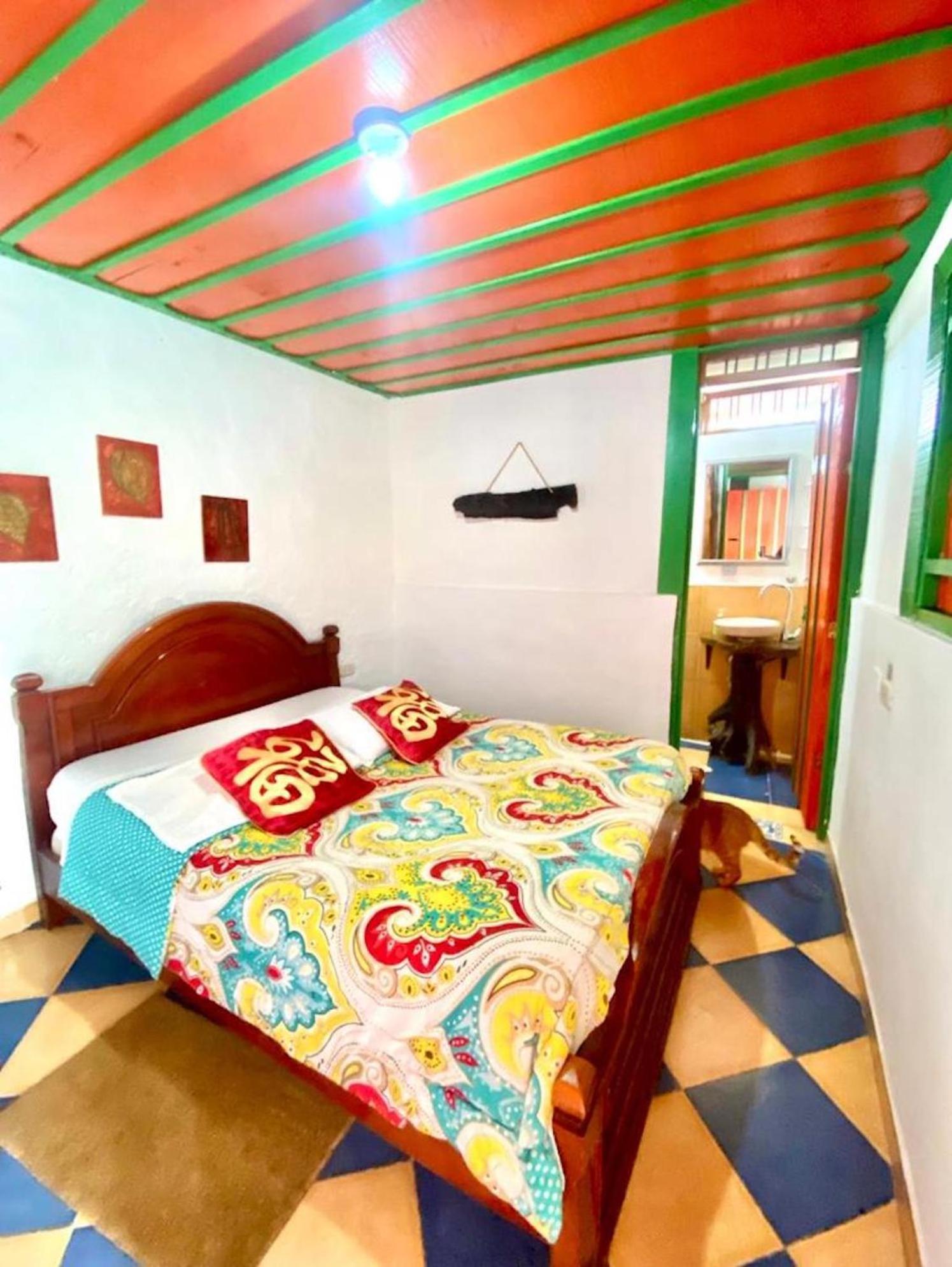Hostal Estrella De Agua Salento Bagian luar foto