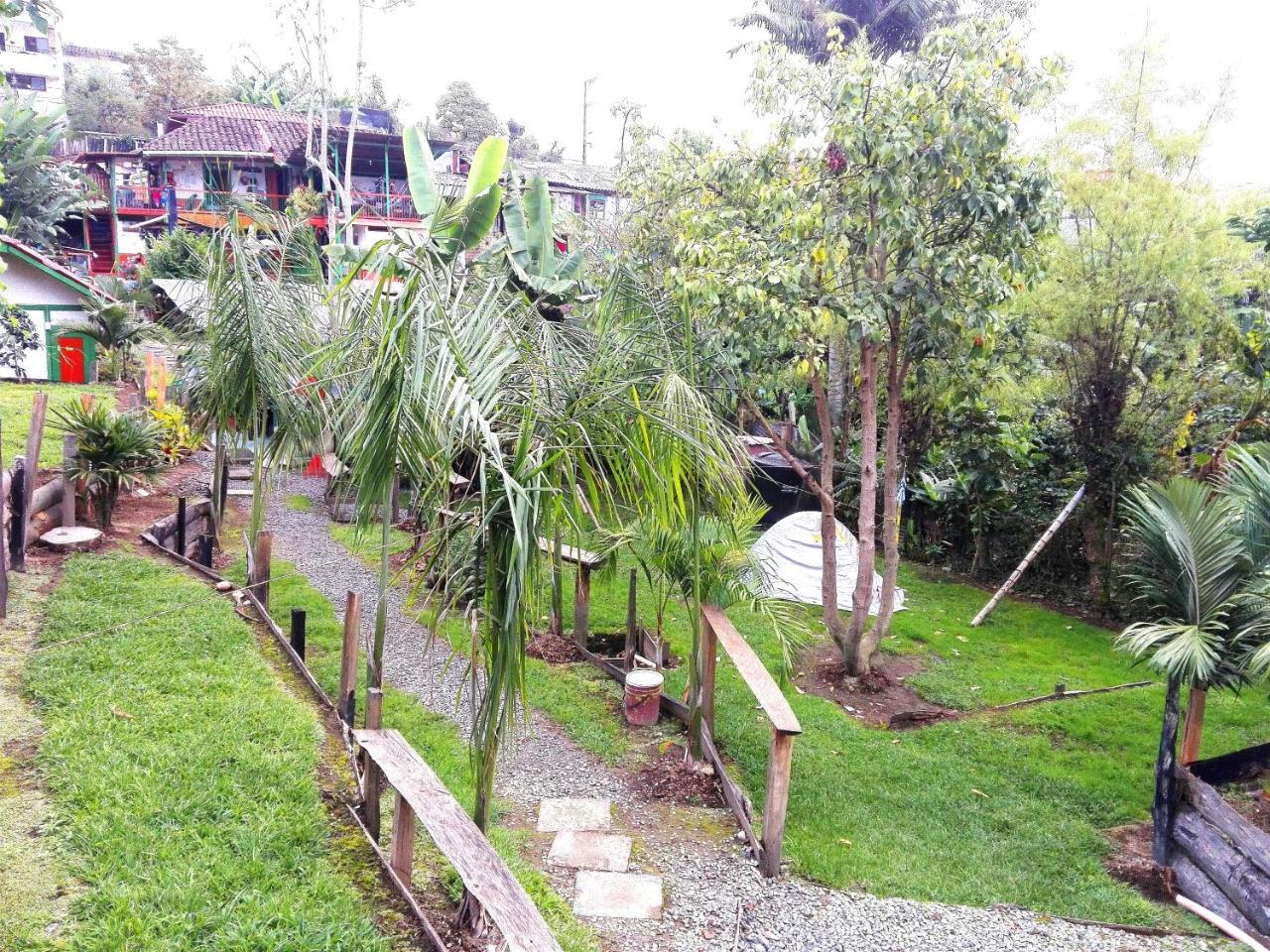 Hostal Estrella De Agua Salento Bagian luar foto